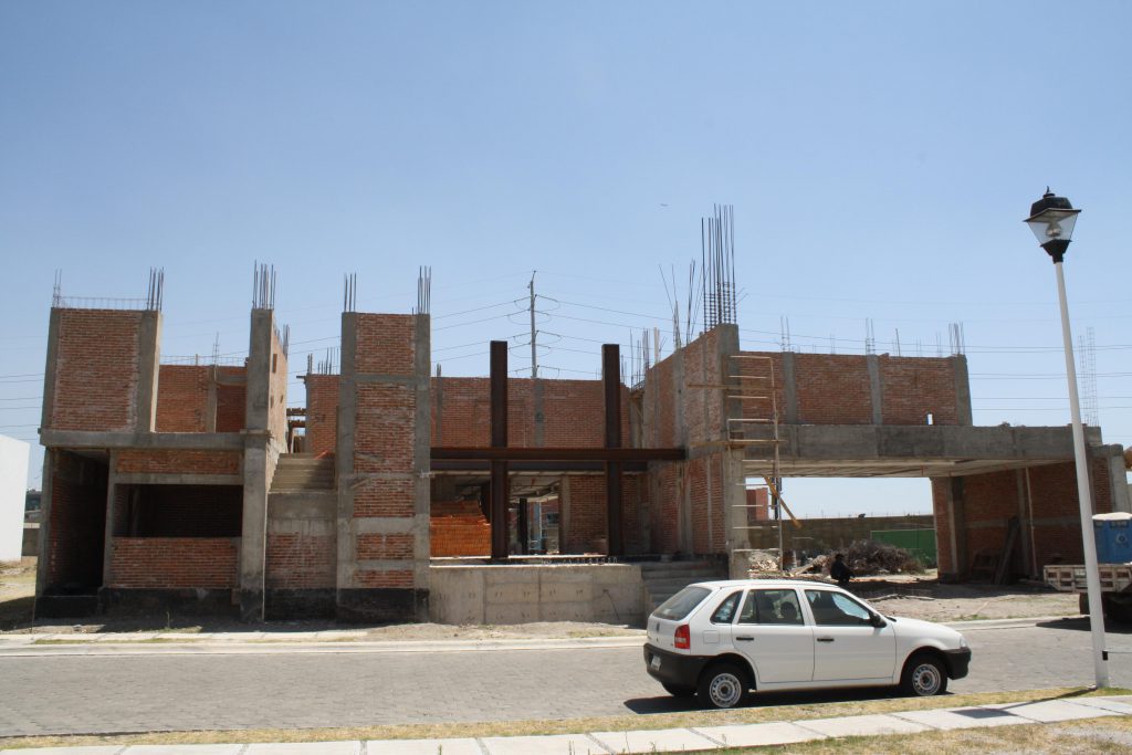 Proyecto de construcción ligera DAEMSA: Proyecto Losas Casa Fraccionamiento del Angel