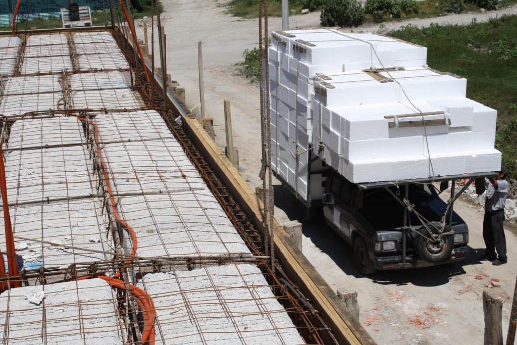 Proyecto de construcción ligera DAEMSA: Proyecto Unicel Caseton Av. Carmelitas
